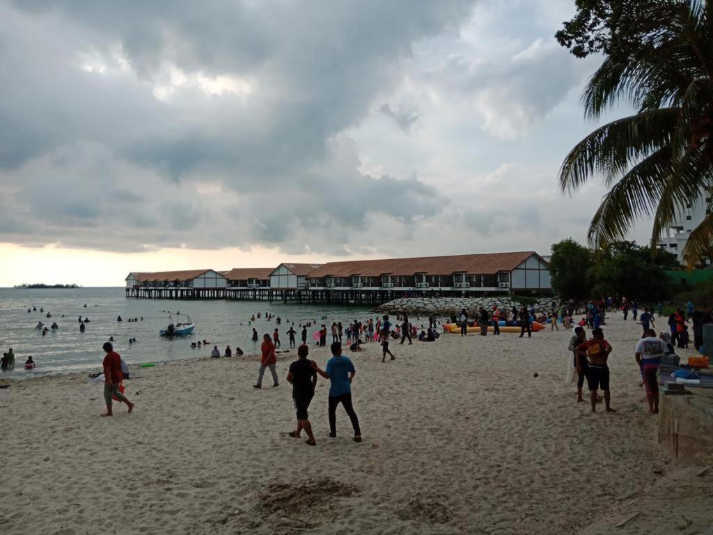 Cozy Seaview Glory Beach Resort Anc Port Dickson Exterior foto